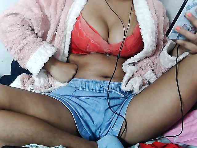 Sarah-myah2 webcam