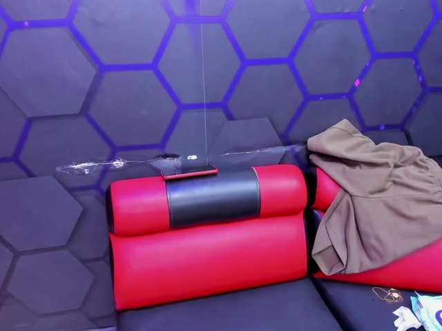 Daring-Latinavip's BongaCams show and profile