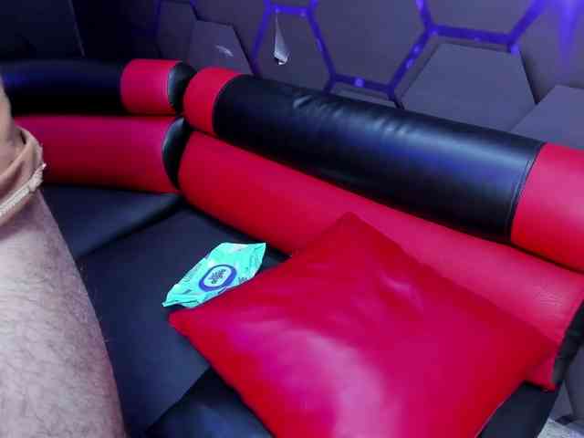 Daring-Latinavip webcam