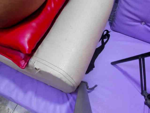 Daring-Latinavip Live Webcam on BongaCams