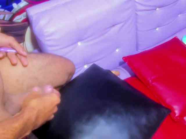 Daring-Latinavip webcam