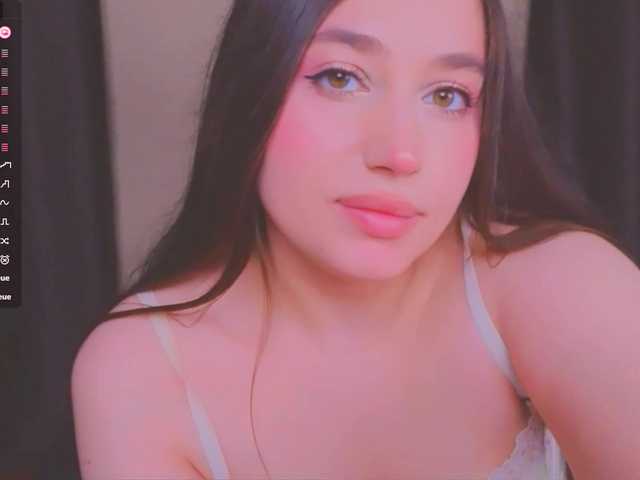 AliceMur live webcam show