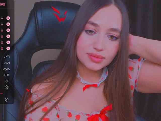 AliceMur Live Webcam on BongaCams