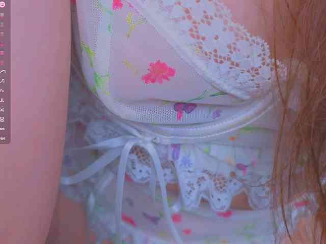 AliceMur webcam