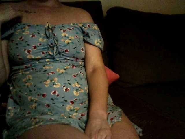 Laura-Only live cam on BongaCams