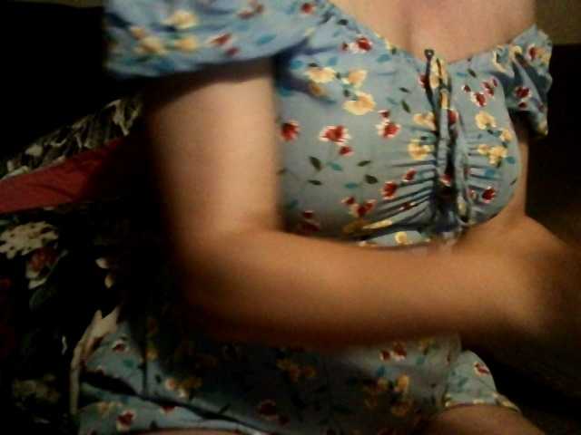 Laura-Only live cam on BongaCams