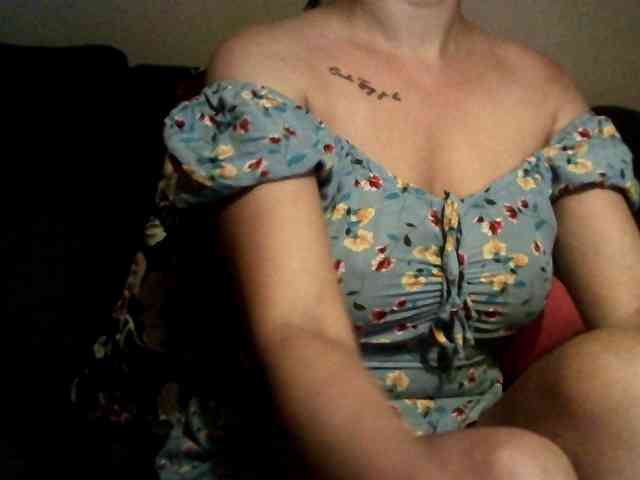 Laura-Only webcam
