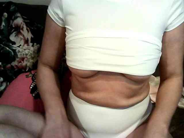 Laura-Only webcam