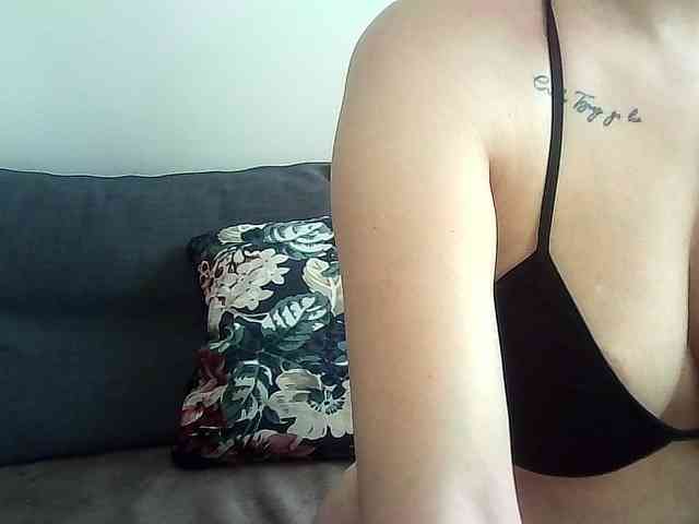 Laura-Only webcam