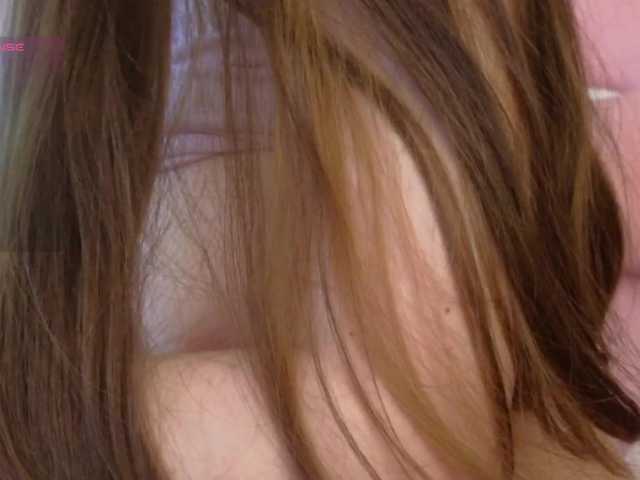 Tofumuch live cam on BongaCams