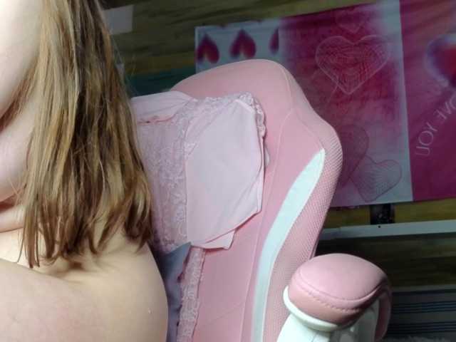 Tofumuch live cam on BongaCams