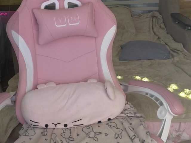 Tofumuch live webcam show