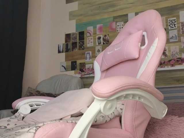Tofumuch live cam on BongaCams