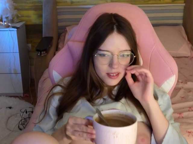Tofumuch live cam on BongaCams