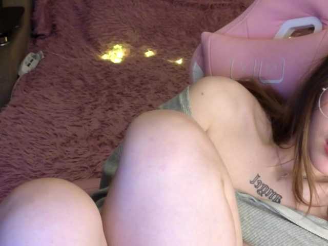 Tofumuch live cam on BongaCams