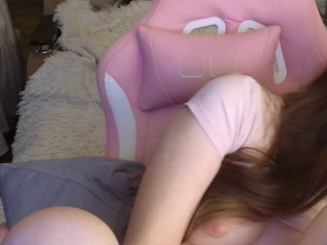 Tofumuch live cam on BongaCams