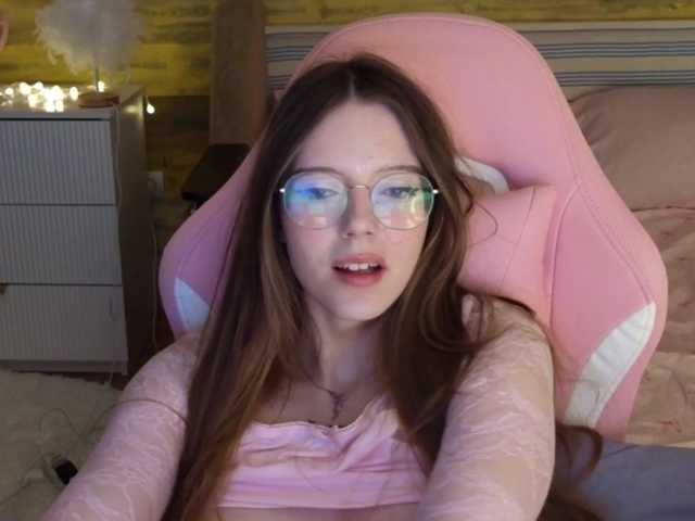 Tofumuch live cam on BongaCams
