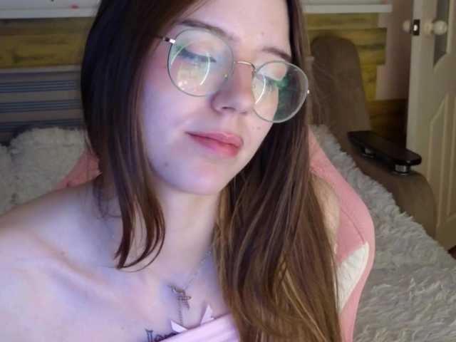 Tofumuch live cam on BongaCams