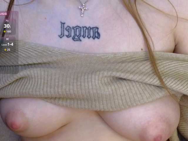 Tofumuch live cam on BongaCams