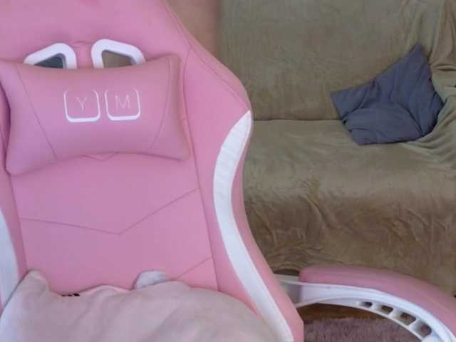 Tofumuch live cam on BongaCams