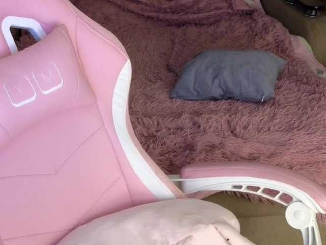 Tofumuch live cam on BongaCams