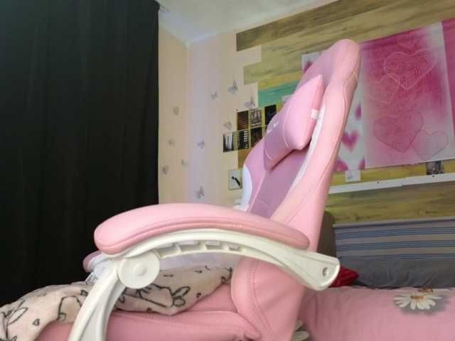 Tofumuch live cam on BongaCams