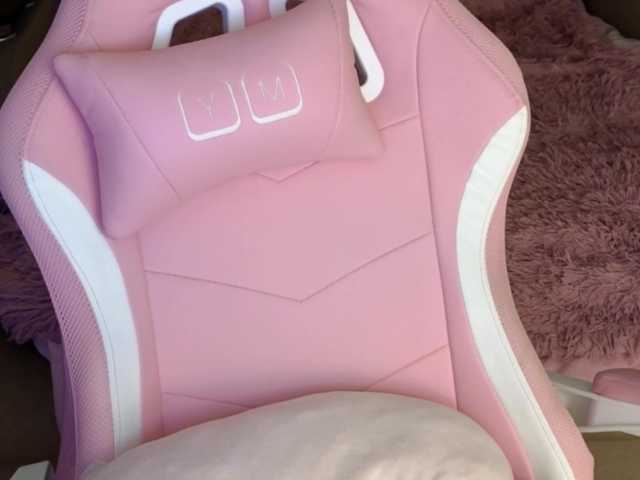 Tofumuch live cam on BongaCams