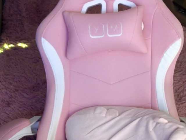 Tofumuch live cam on BongaCams
