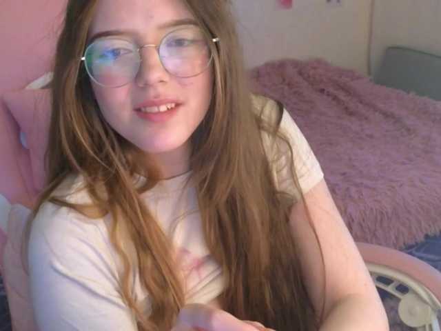 Tofumuch live cam on BongaCams