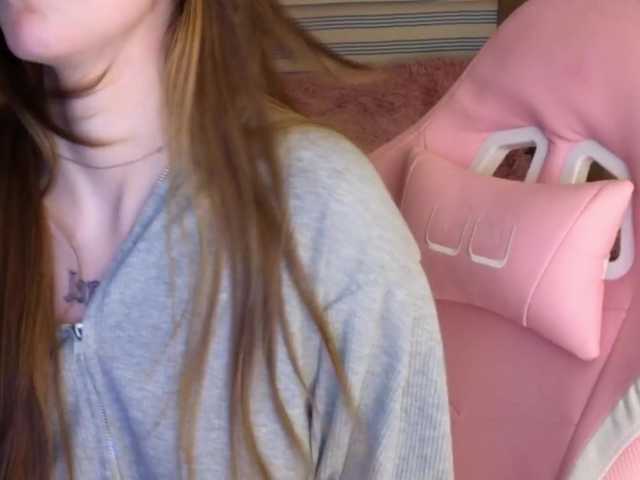 Tofumuch live cam on BongaCams
