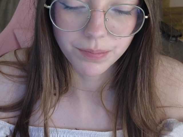 Tofumuch live webcam show