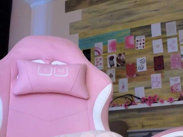 Tofumuch live cam on BongaCams