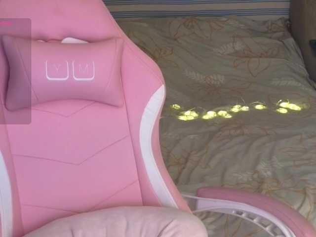 Tofumuch live webcam show