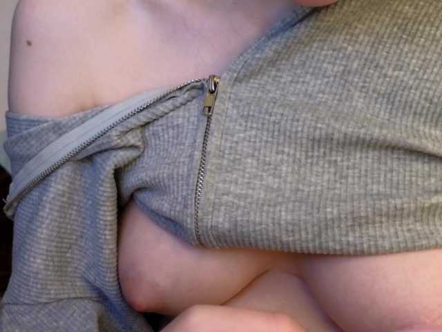 Tofumuch live cam on BongaCams