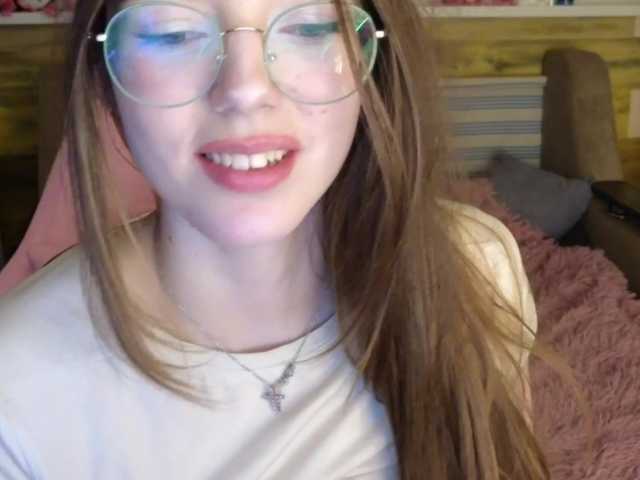 Tofumuch live cam on BongaCams
