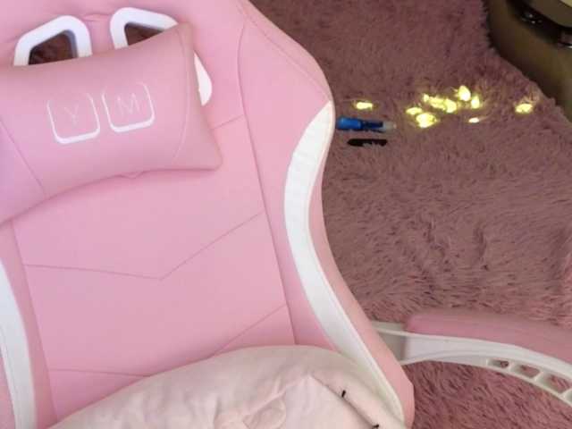 Tofumuch live cam on BongaCams
