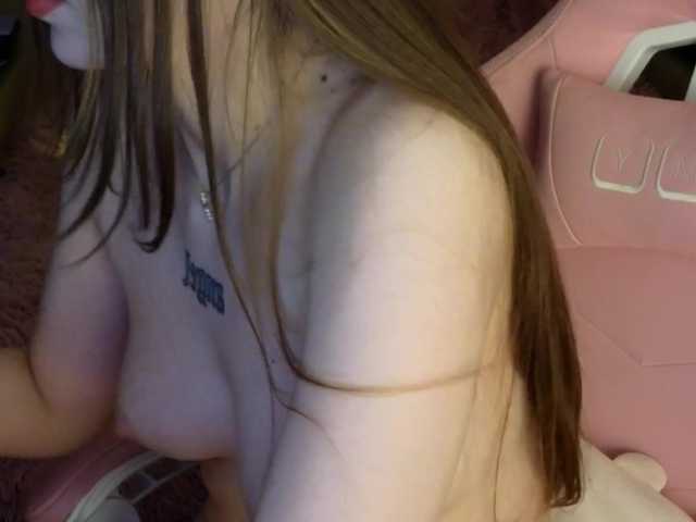 Tofumuch live cam on BongaCams