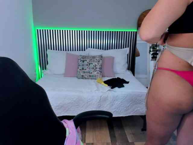 Little-Alii Sex Cam Show