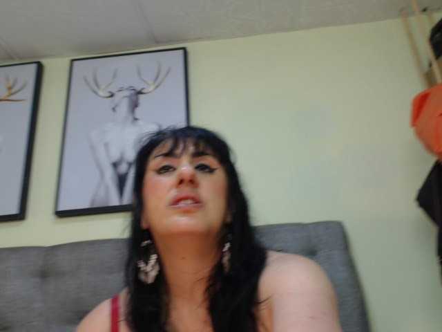 kendalthailor live cam on BongaCams