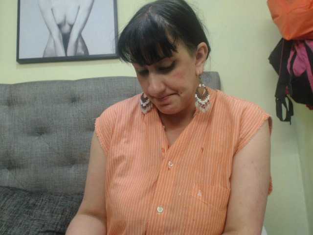 kendalthailor live cam on BongaCams