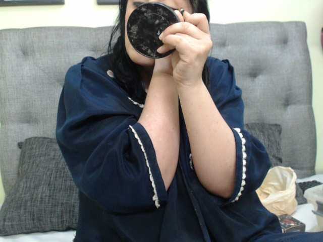 kendalthailor live cam on BongaCams