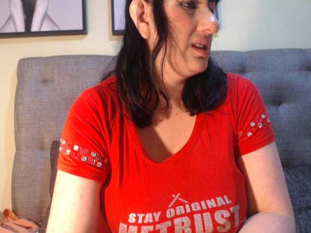 kendalthailor live cam on BongaCams