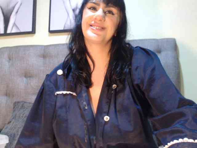 kendalthailor webcam