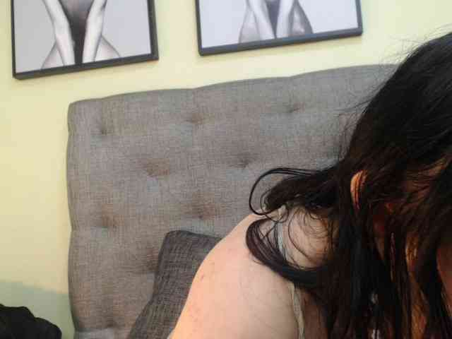 kendalthailor webcam