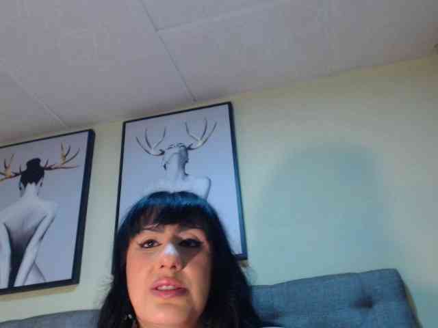 kendalthailor webcam