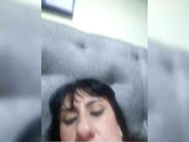 kendalthailor webcam