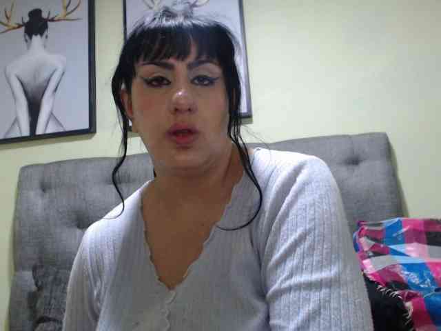 kendalthailor webcam
