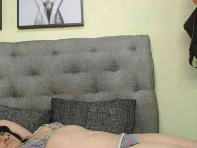 kendalthailor webcam