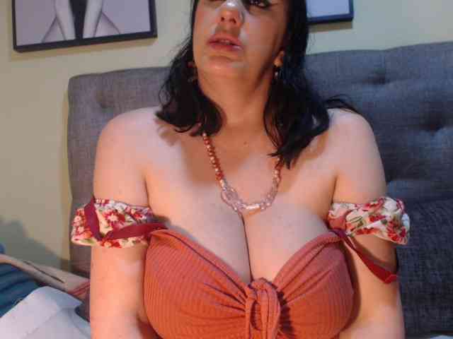 kendalthailor webcam