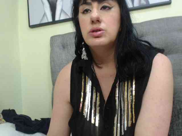 kendalthailor webcam